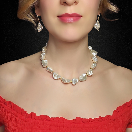 Mother of pearl Majesty Necklace Set