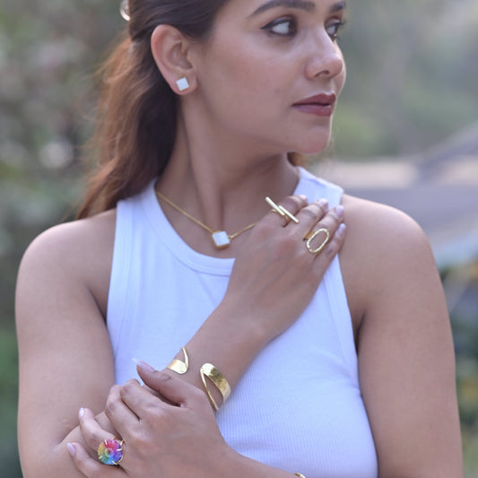 Double Bar Whisper Ring
