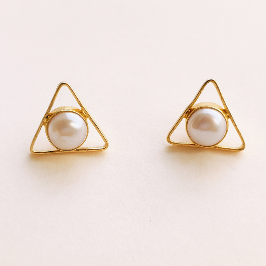 Pearl trio earring studs