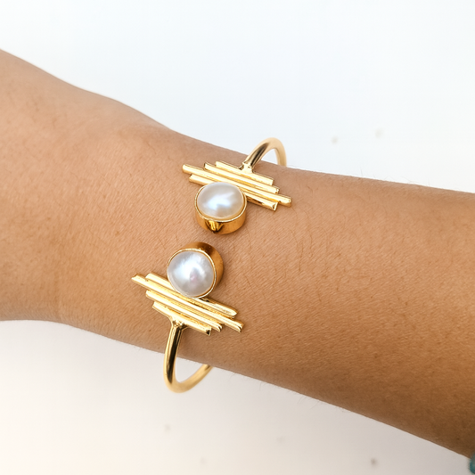 Golden Real Water Pearl Bracelet