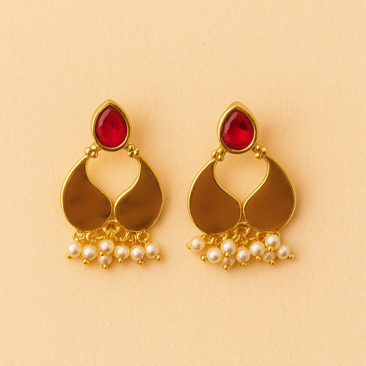 Paisley earrings with pearl Drops