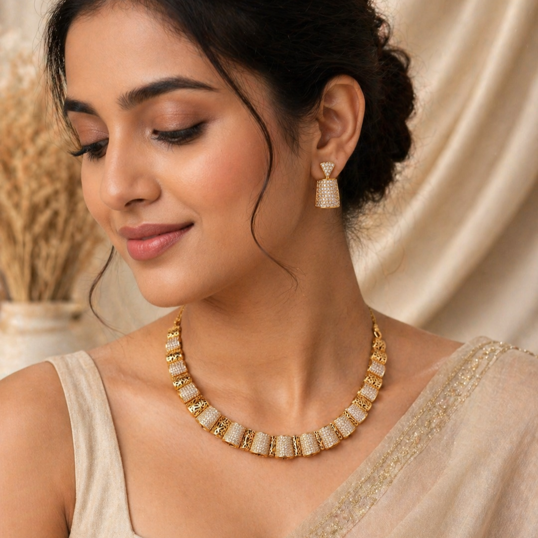 Aurelia Shine Necklace Set
