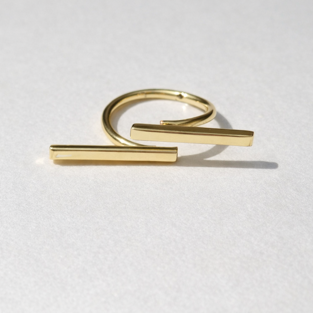 Double Bar Whisper Ring