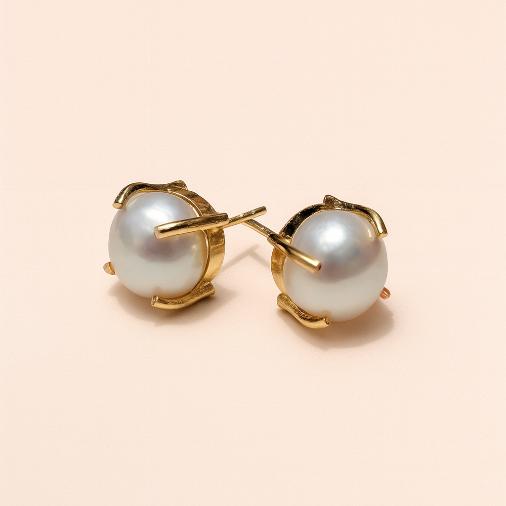 Claw pearl Earrings