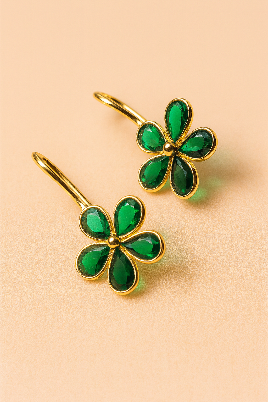 Daisy Flower Loop Earrings