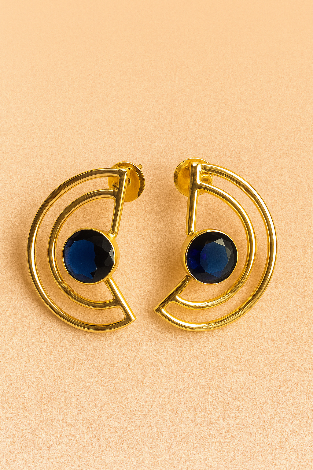 C-Shaped Wired Stud Earrings – Modern Minimalism