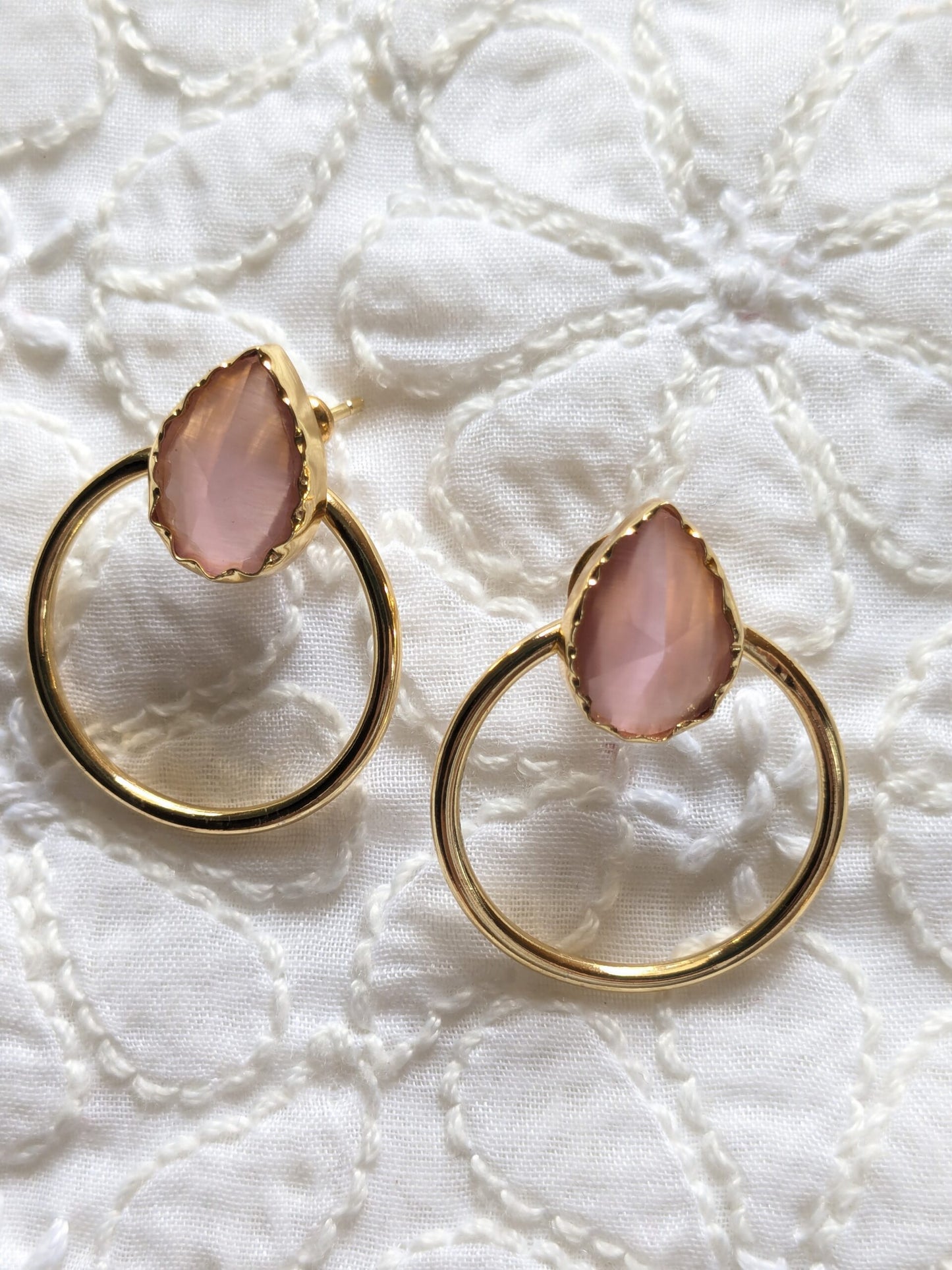 Water drop stone stud with ring frame