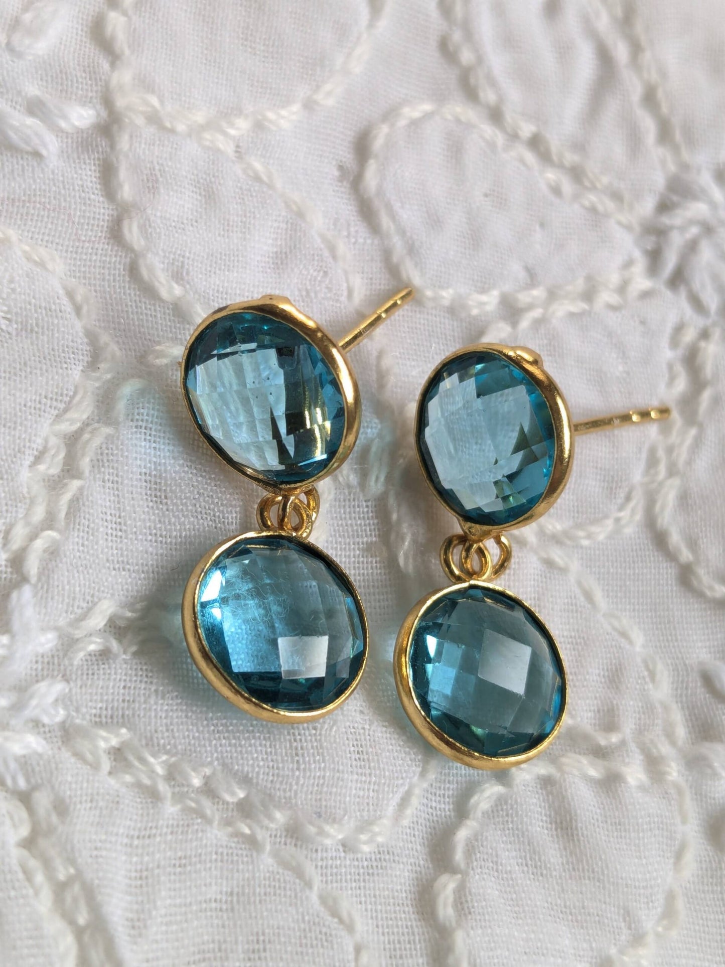 Dual cut stone studs