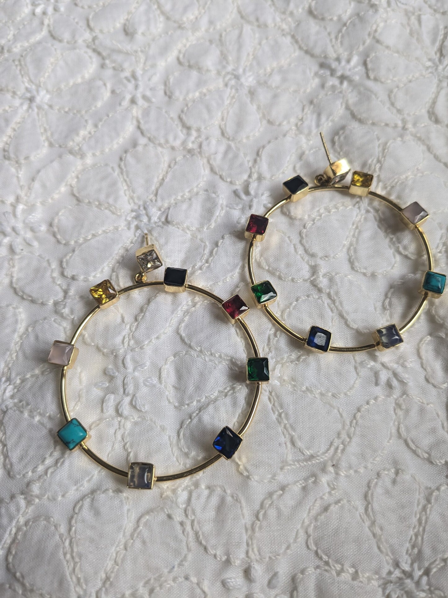 Navratani multicolored Studs loops
