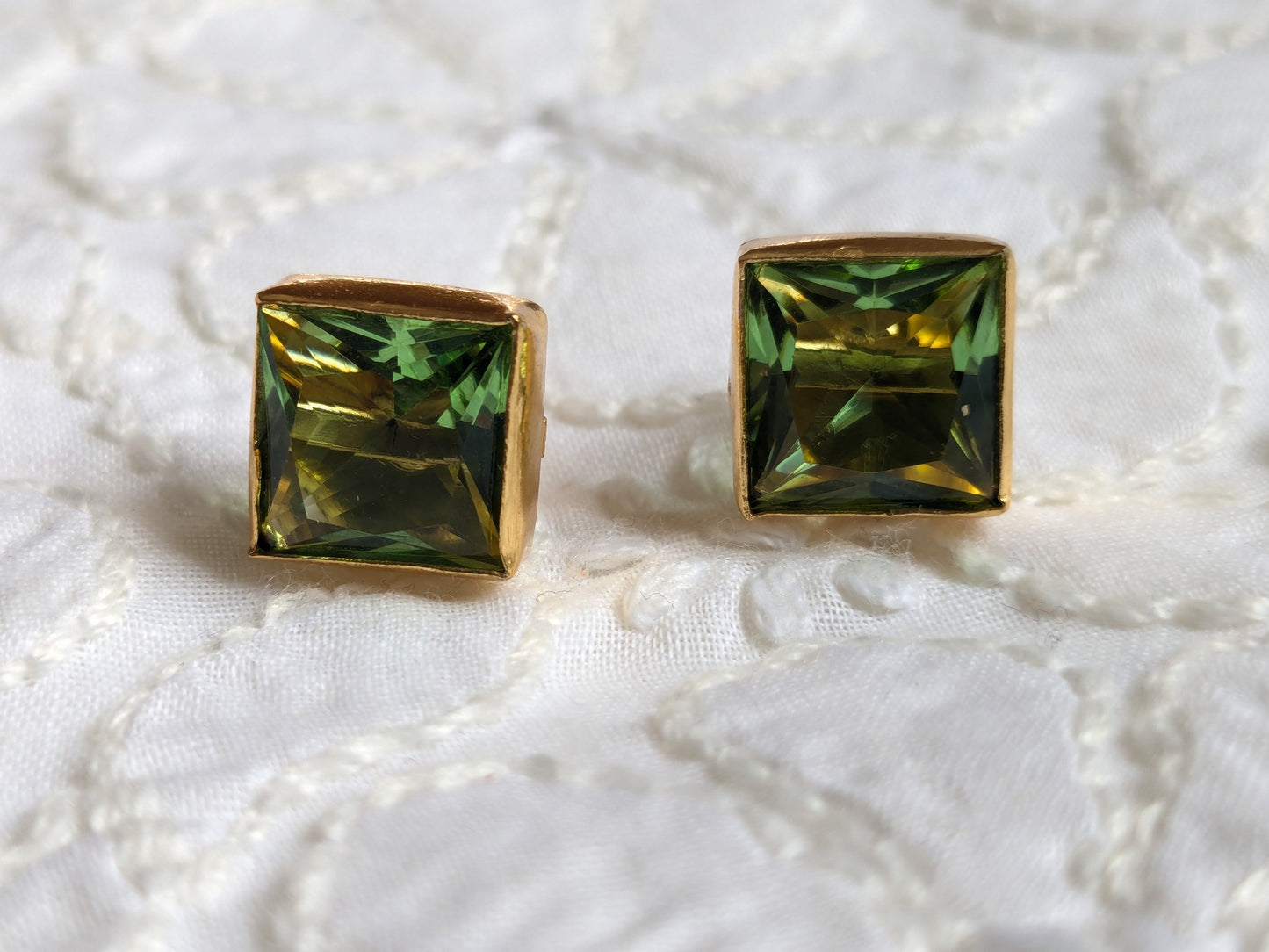 Square stone studs