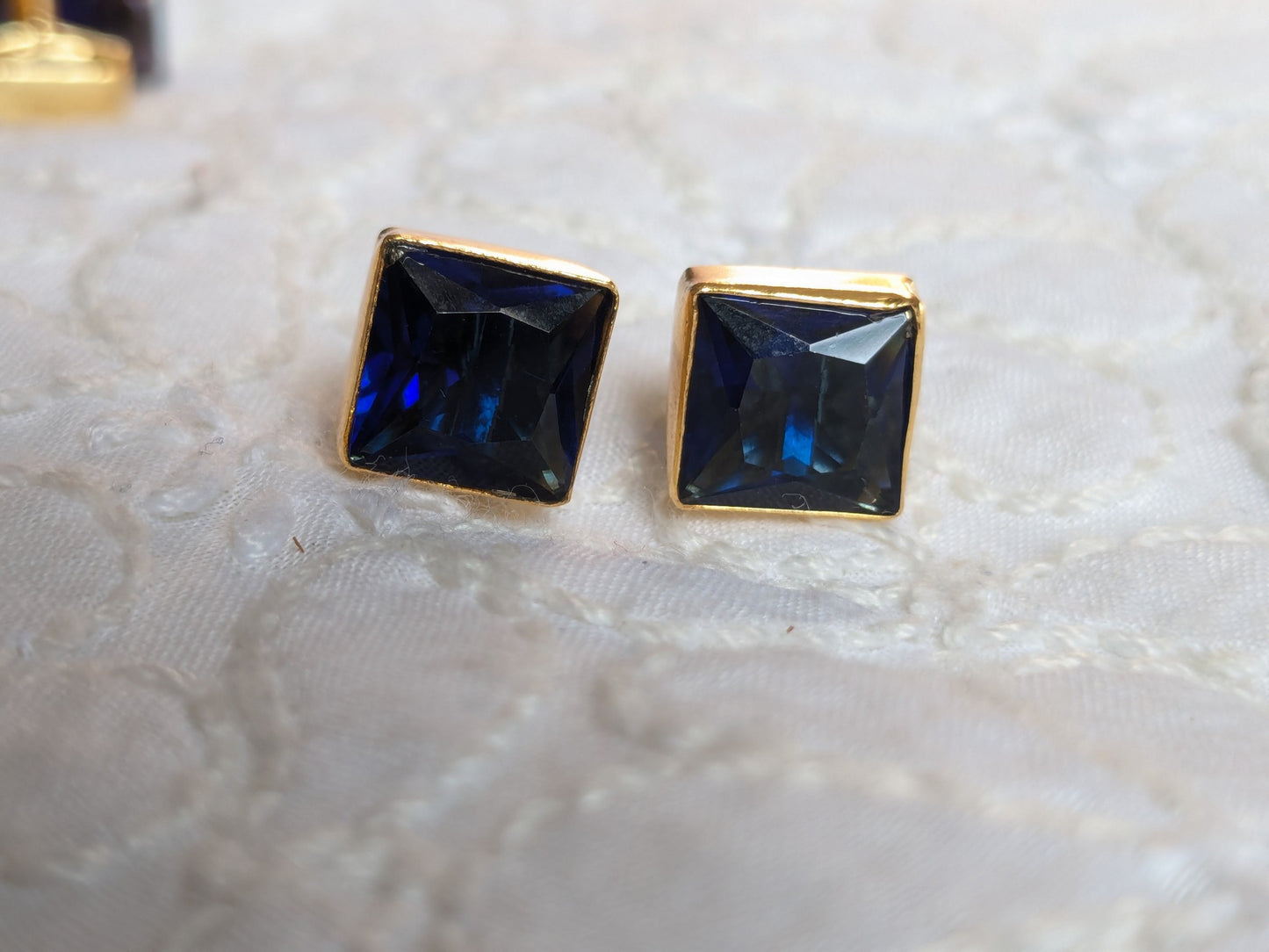 Square stone studs