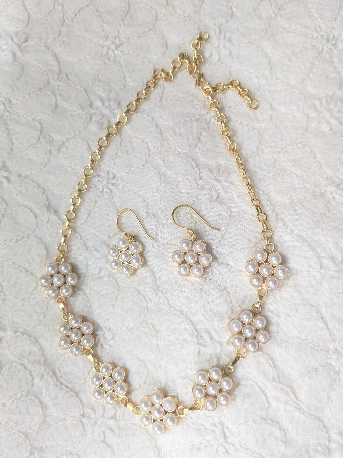 Moti Phool Choker Set