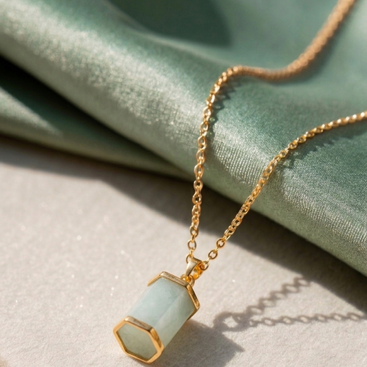 Everyday Hexagon Pendant Chain
