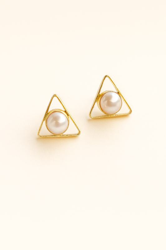 Pearl trio earring studs