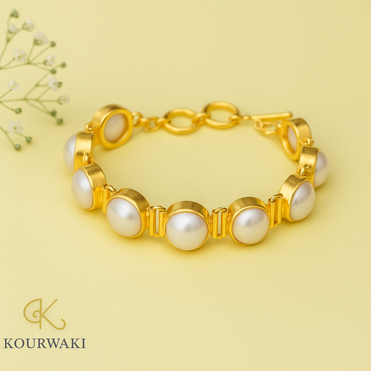 9 Pearl Bracelet