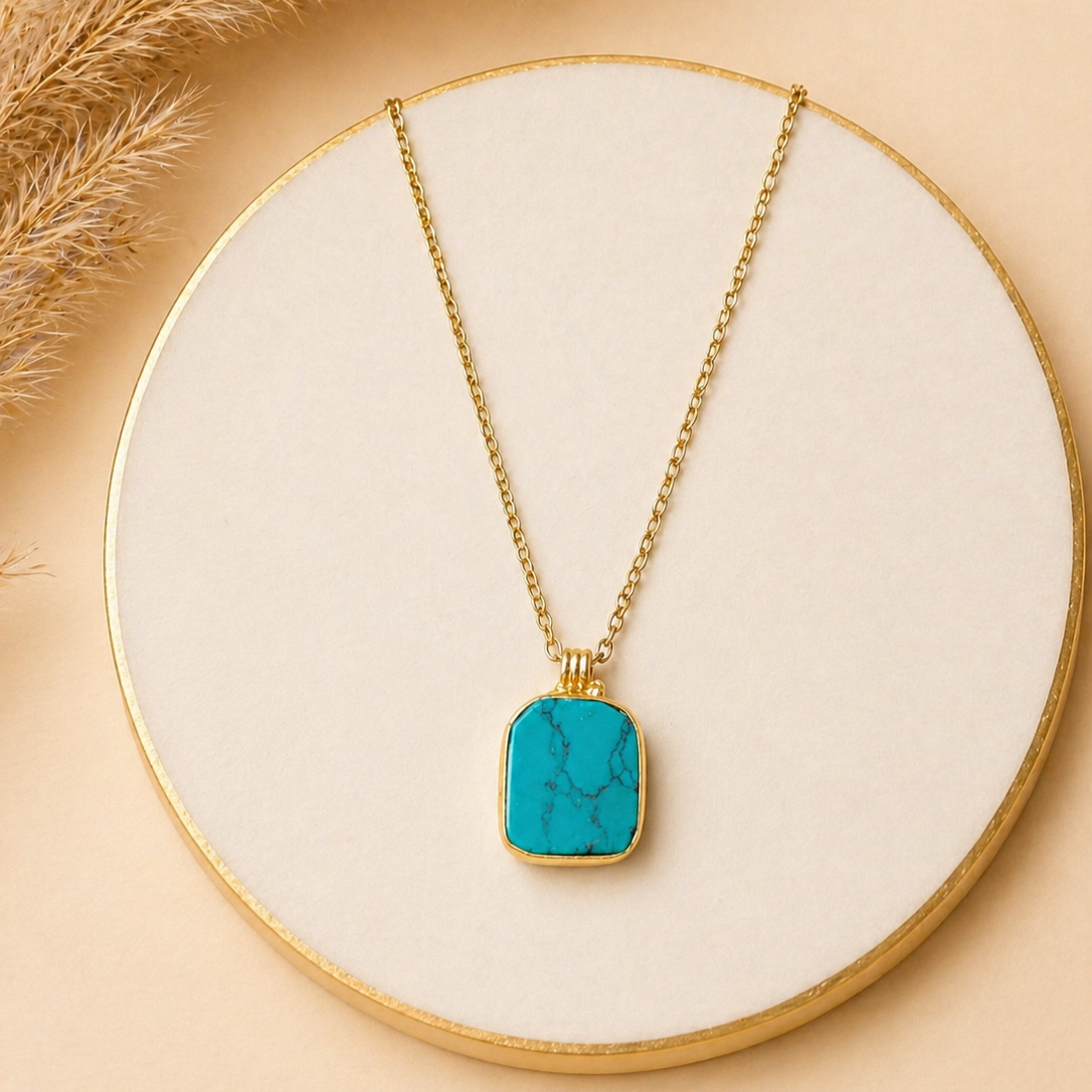 Minimal Square Pendant Chain