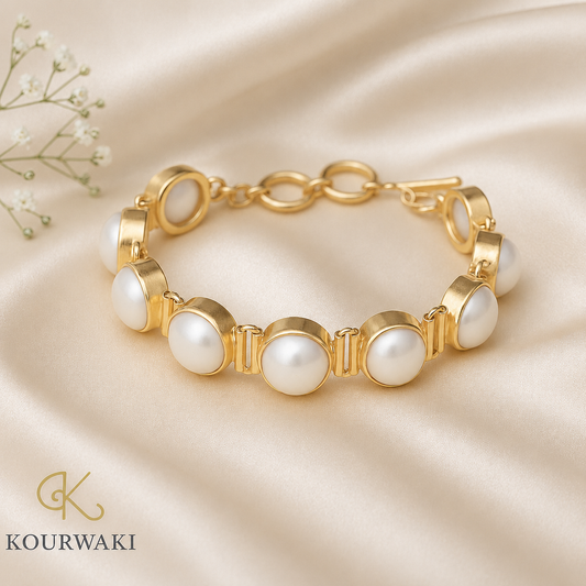 9 Pearl Bracelet