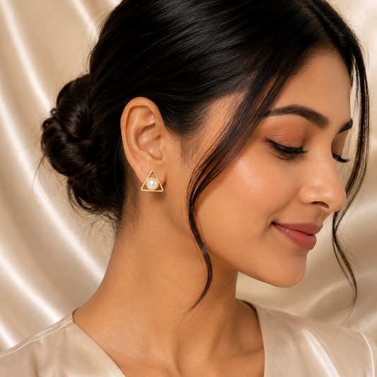 Pearl trio earring studs