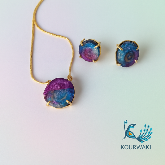 Agate chain with studs