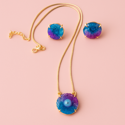 Agate chain with studs