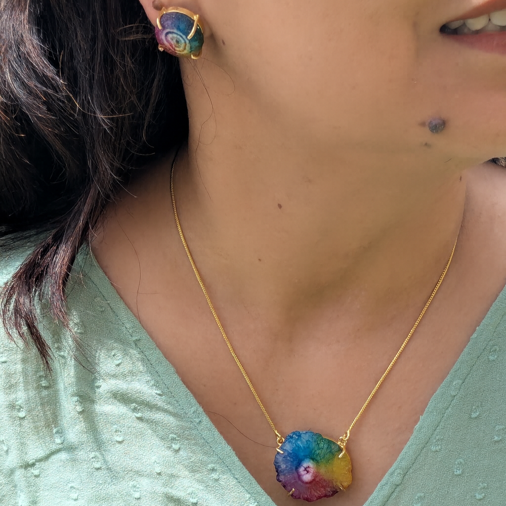 Agate chain with studs