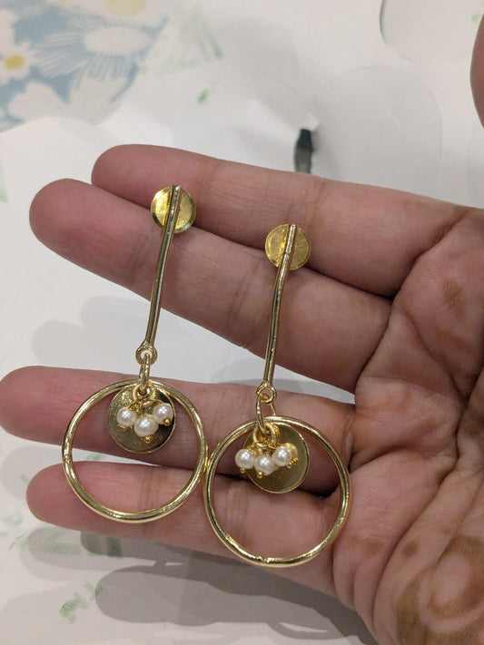 round Studs with Charms & S Pearl