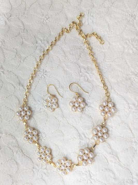Moti Phool Choker Set