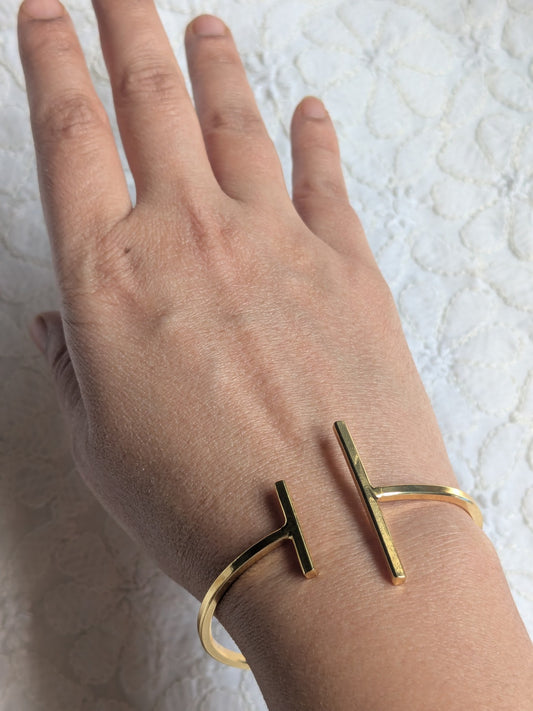 Abstract Charm Bracelet