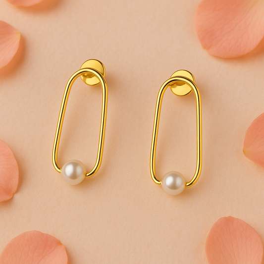 Oval frame pearl studs