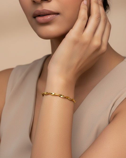 Twirlé Cuff